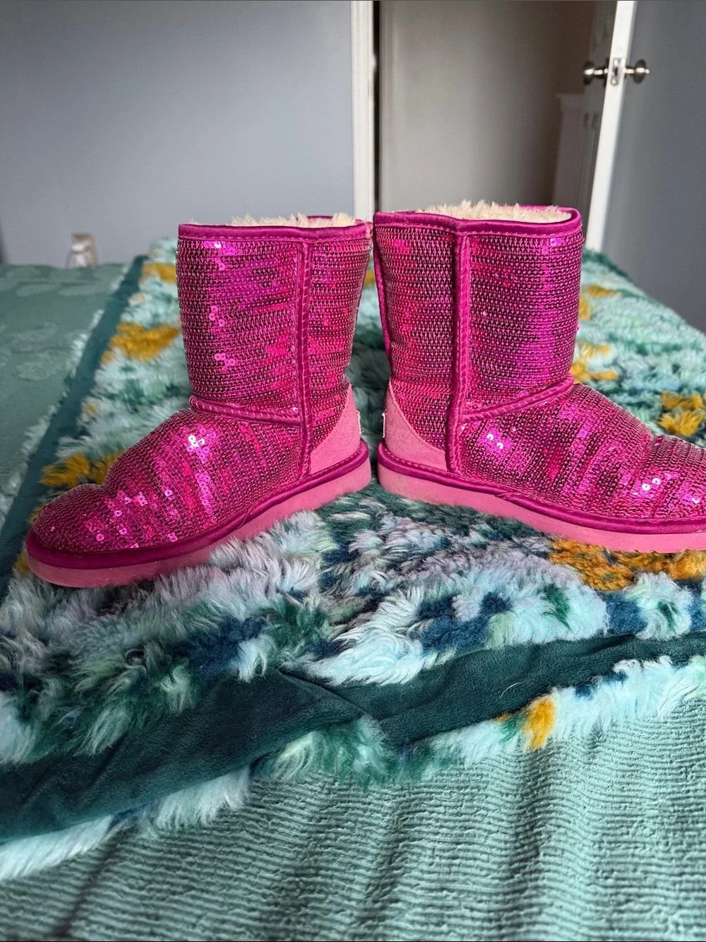 UGG Girls Pink Sequin Faux-Fur Lined Boots